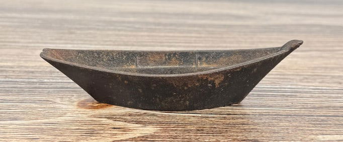 Cast Iron Native American Indian Canoe Dish
