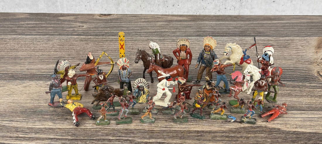 Antique Britains Native American Indians (1 of 7)