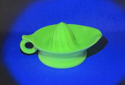 McKee Glass Jadeite Uranium Glass Juicer Reamer