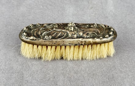Victorian Sterling Silver Vanity Brush