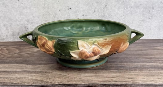 Roseville Pottery Green Magnolia 5-10" Bowl