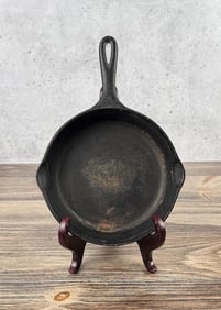 Wagner Ware #6 Cast Iron Skillet 1056