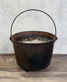 Blacklock MG Cast Iron Pot Kettle Cauldron