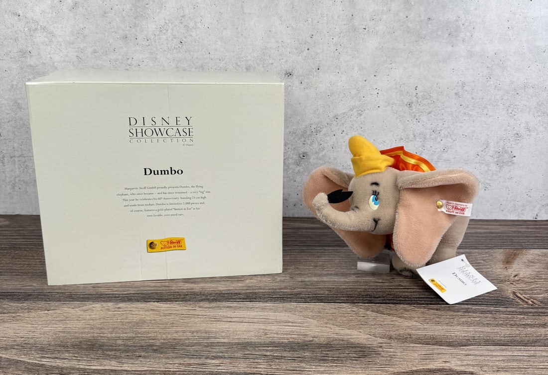 Steiff Disney Showcase Dumbo (1 of 13)
