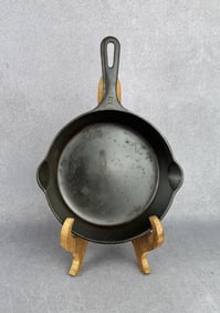 Griswold #5 Groove Handle Cast Iron Skillet 724a