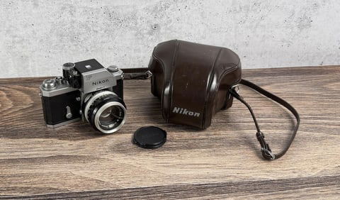 Nikon F Photomic 35mm SLR Range Finder Camera