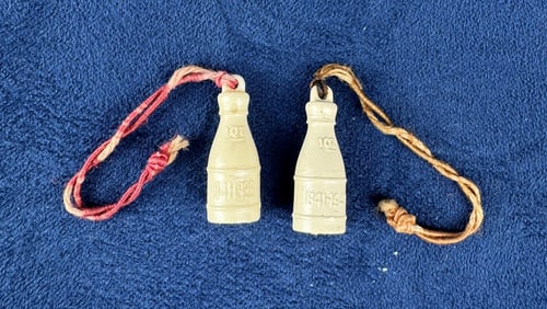 1939 Worlds Fair Sheffield Farms Milk Bottles