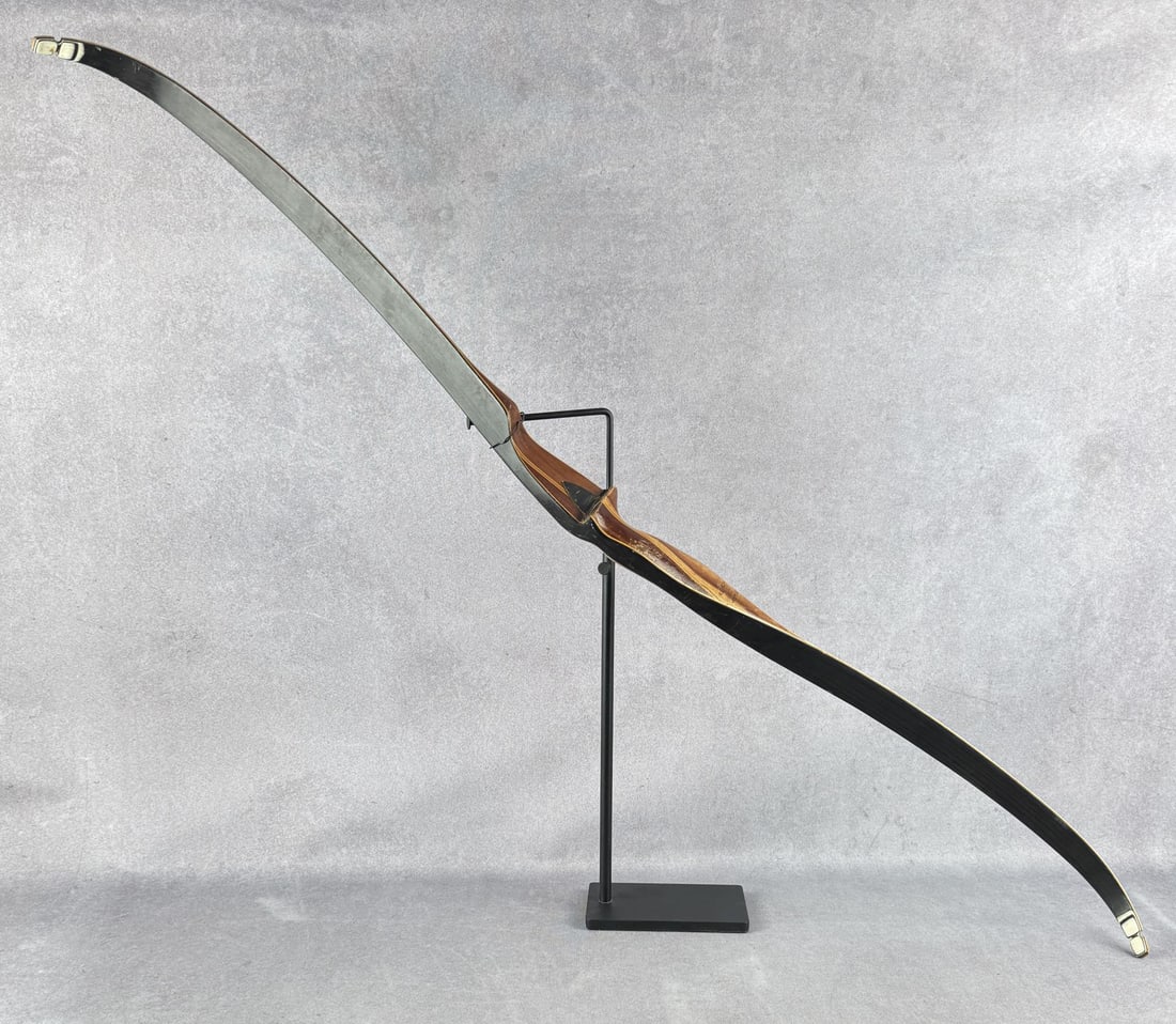 Ben Pearson Hunter II 7375 Recurve Bow: 52", 45#