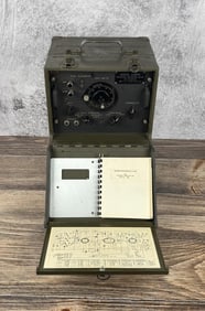 US Army Signal Corps Frequency Meter