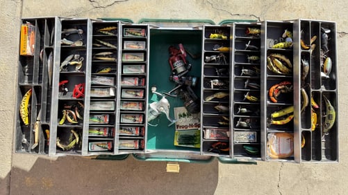 Umco 3000 UPB Possum Belly Fishing Tackle Box