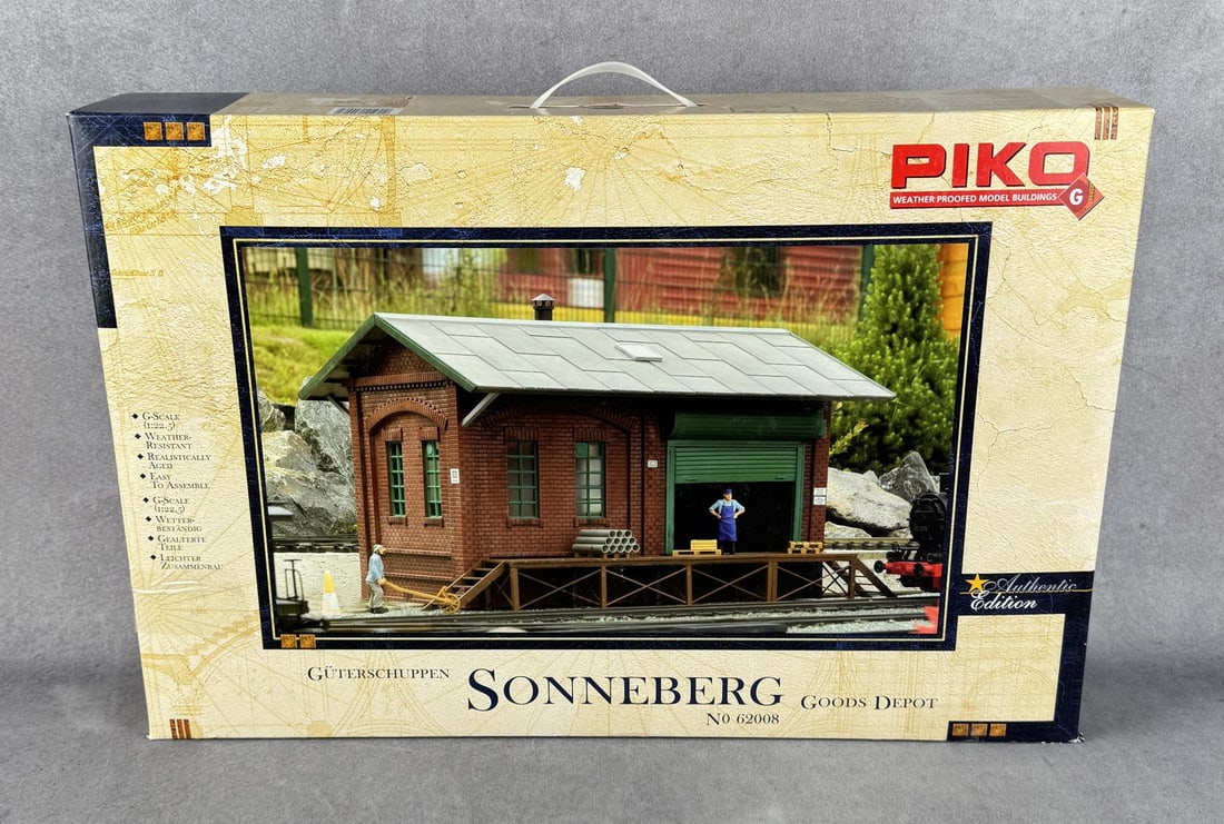 Piko G Scale Model Train Building: Sonneberg Goods Depot No 62008. In original box.