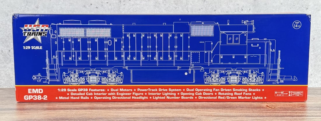 USA Trains GP38-2 Diesel Locomotive 1906: Kansas City Southern No 1906.