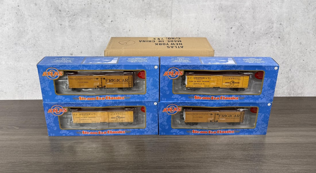 Atlas O Scale 36' Wood Reefer Train Cars: Four total- #3002416-1, #3002416-2, #3002415-2, #3002415-1