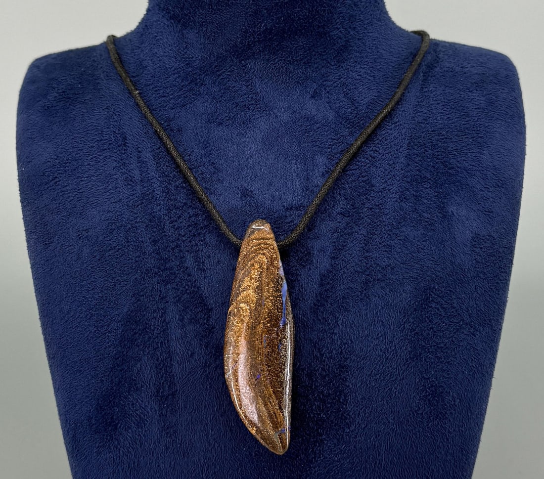 Australian Boulder Opal Necklace: 14 7/8" long closed.