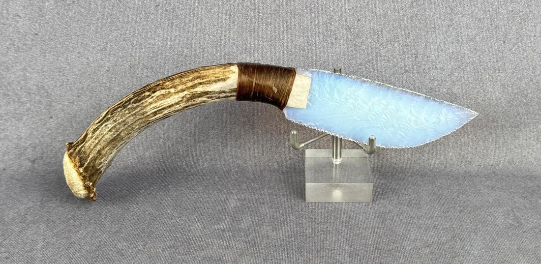 Bo Earls Handmade Horn Handle Knife (1 of 3)