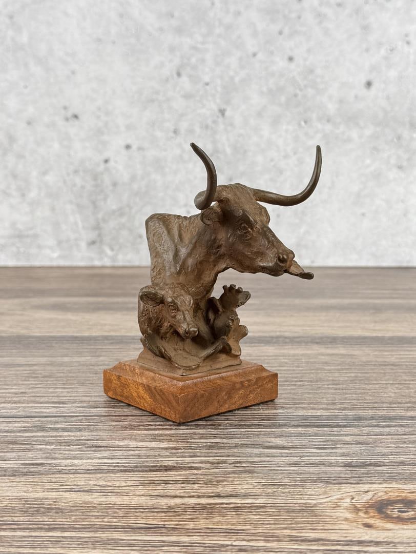 Jason Scull Cactus Calf Longhorn Bronze (1 of 6)