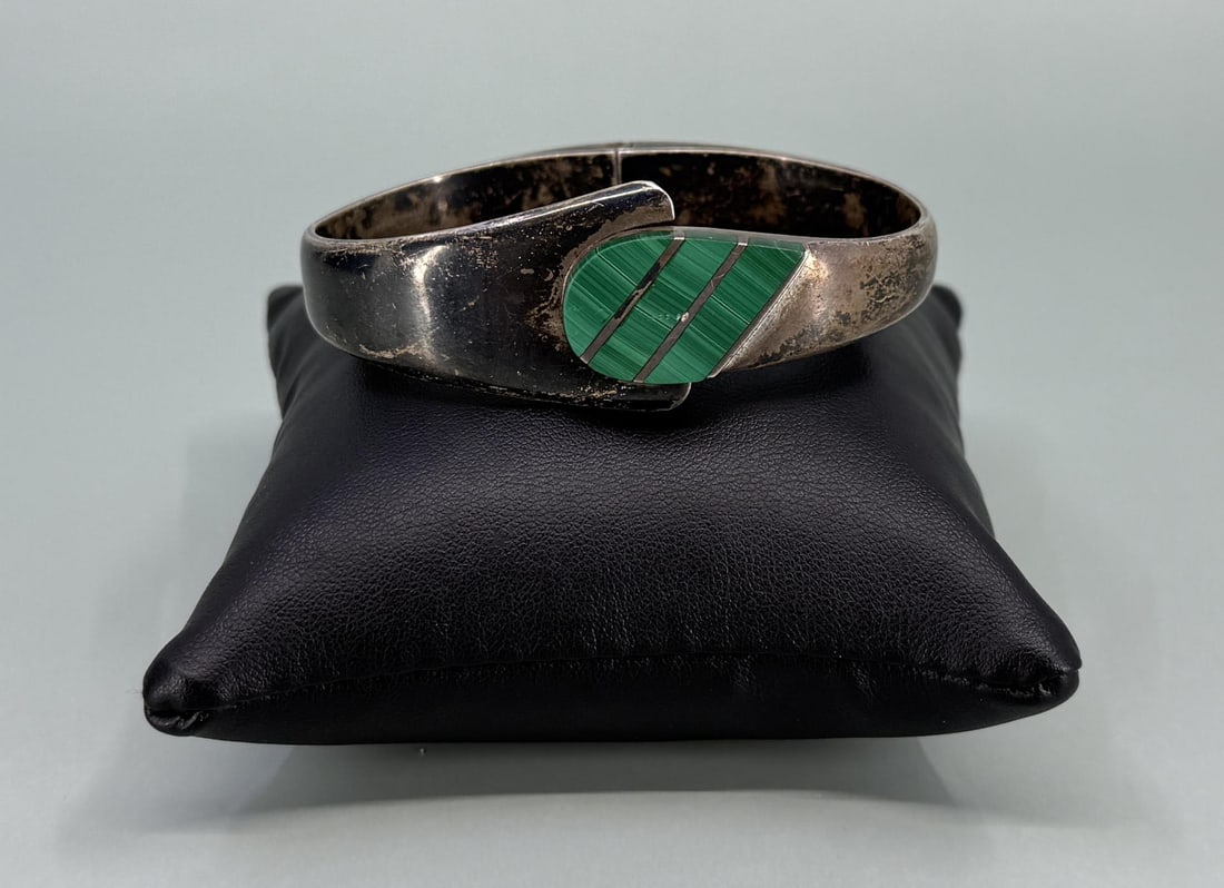 Taxco Mexico Sterling Silver Malachite Bracelet: Outside diameter is 2 5/8". 55.59 grams.