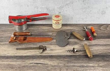 Group of Assorted Collectibles