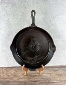Griswold #12 Cast Iron Skillet LBL Smoke Ring