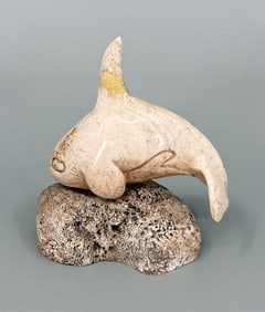 Alaskan Inuit Eskimo Carved Whale Bone Whale