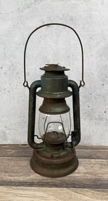 Dietz #2 Triumph Montana Ranch Barn Lantern