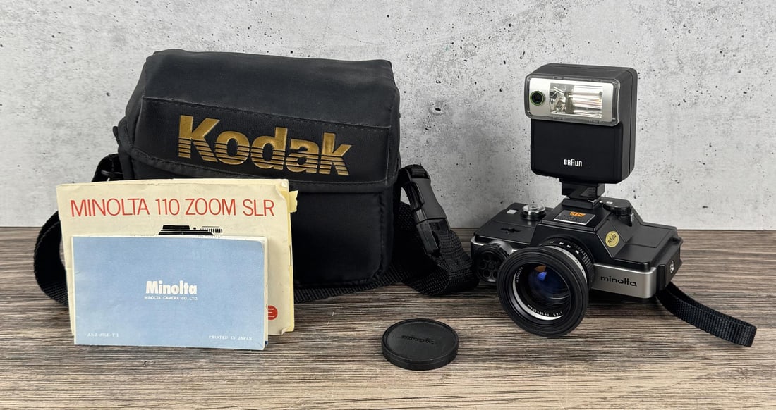 Minolta 110 Zoom SLR Film Camera: Nice example.