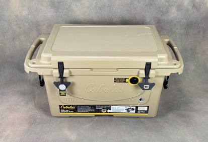 Cabela's 60 Polar Cap Equalizer Cooler