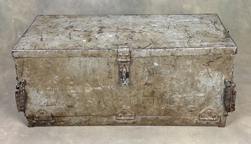 WW2 German Machine Gun Squad Repair Trunk