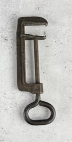 Newhouse #6 Oval Top Bear Trap Clamp