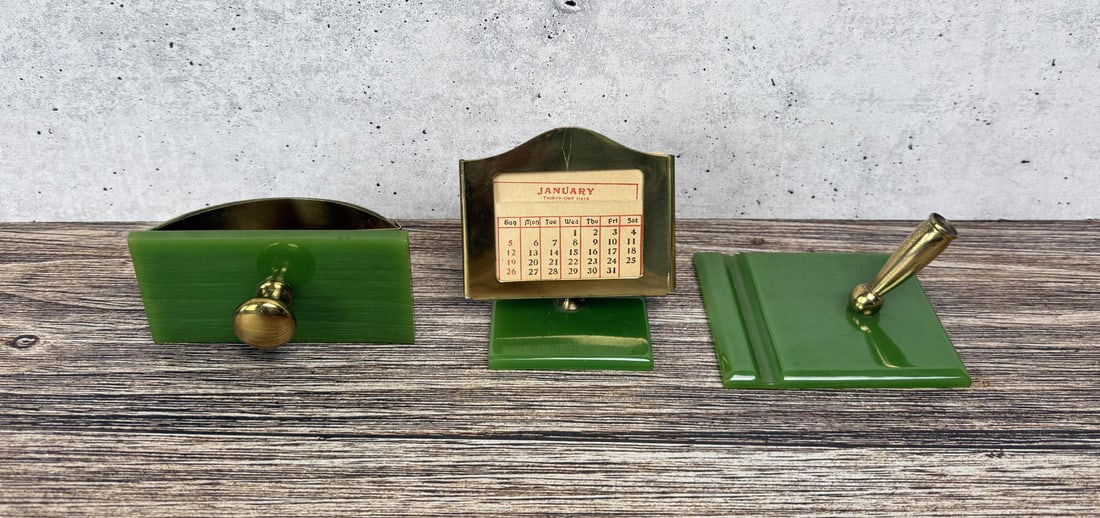 Art Deco Green Bakelite Desk Set (1 of 10)