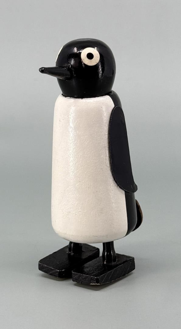 Wilson Walkie Penguin Ramp Walker Toy (1 of 5)