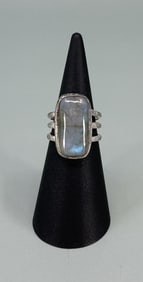 Sterling Silver Moonstone Ring