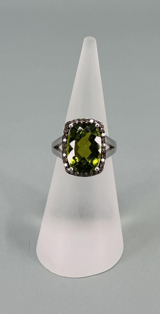 Bella Luce Sterling Silver Peridot Diamond Ring (1 of 5)