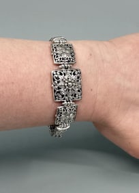 Sarda Sterling Silver Toggle Bracelet