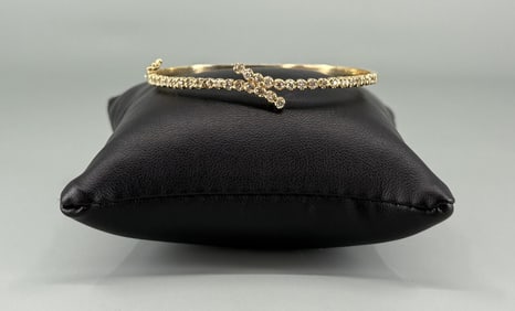 14K Gold Bangle Bracelet