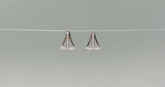 14k White Gold T Necklace Pendants