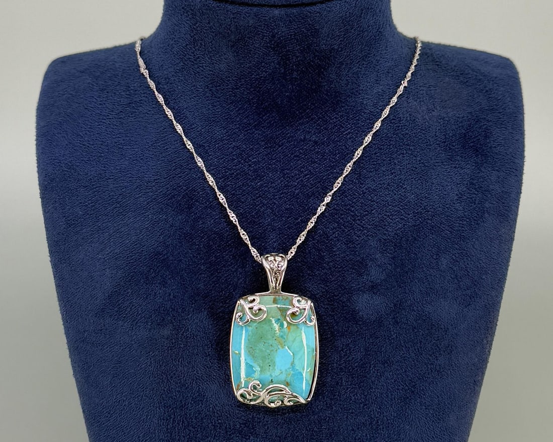 Bella Luce Southwest Style Sterling Necklace: 12 7/8" long. 15.65 grams.