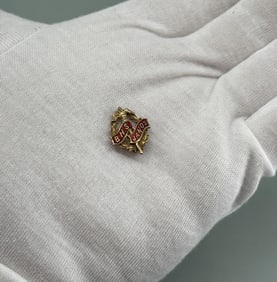 10K Gold Antique Folger New York Pin