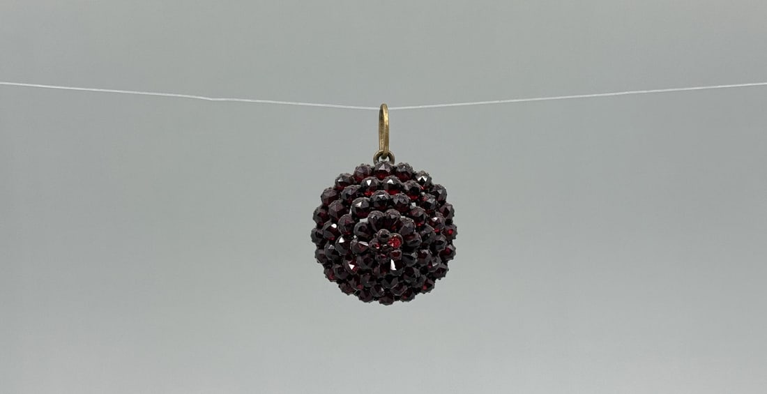 Victorian Garnet Cluster Pendant (1 of 4)