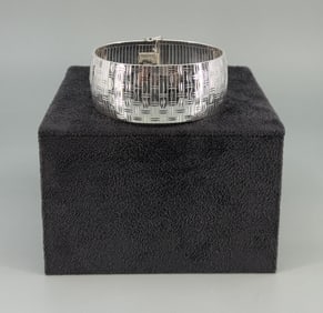 LIRM Sterling Silver Omega Flex Bracelet