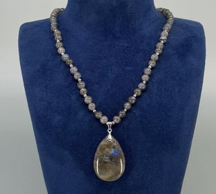 Sterling Silver Labradorite Necklace