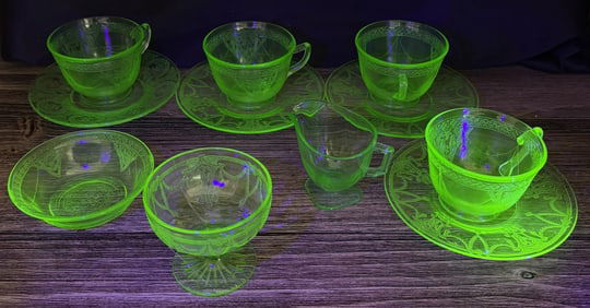 Group of Uranium Green Depression Glass