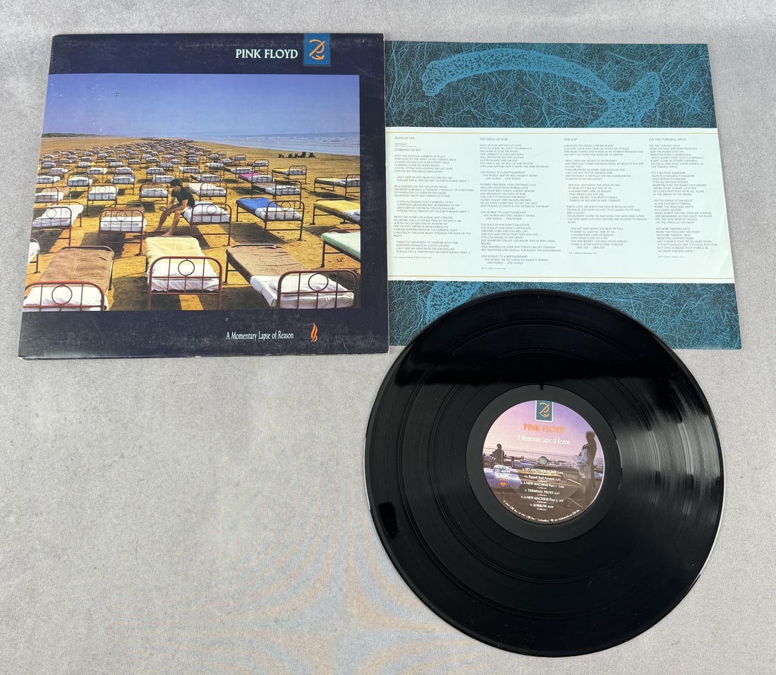 Pink Floyd A Momentary Lapse Of Reason Album: Columbia Records OC 40599