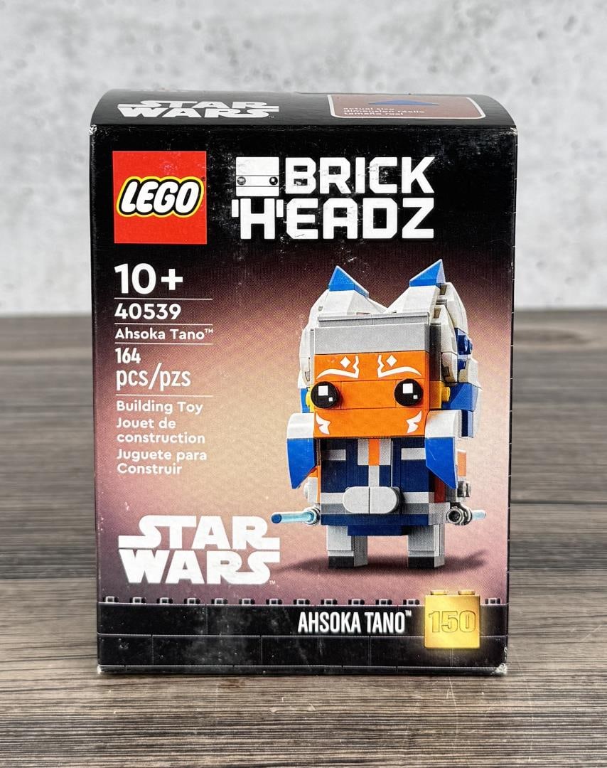Lego Brick Headz 40539 Ahsoka Tano: New in sealed box.