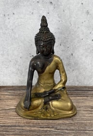 Antique Thailand Sukhothai Bronze Buddha Figure
