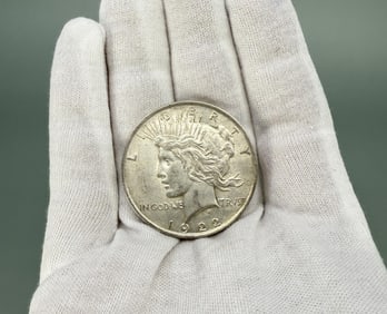 1922 S Silver Peace Dollar