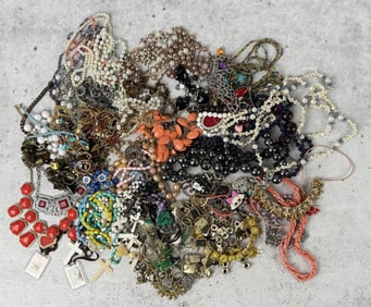 Lot of Costume Jewelry Necklaces