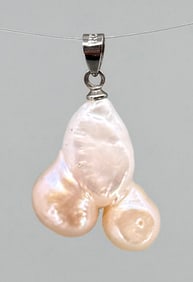 Baroque Pearl Pendant