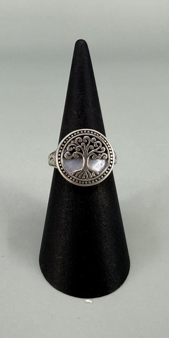 Annika Witt Sterling Silver Tree Of Life Ring: Inset with mother of pearl. Size 7