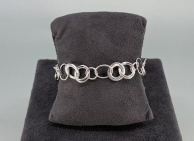 C & A Canada Sterling Silver Circle Link Bracelet
